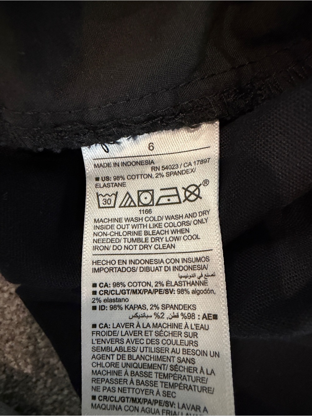 Old Navy black High rise boyfriend pants - Picture 11 of 11